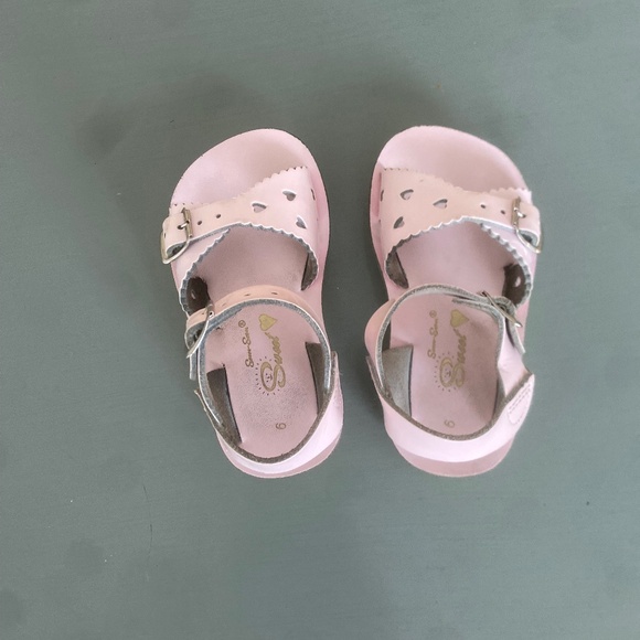 Salt Water Sun San Sandals size 6 - Picture 1 of 5